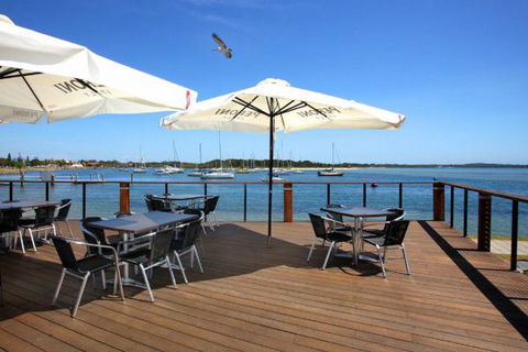 Waters Edge Port Macquarie - Accommodation Australia 1