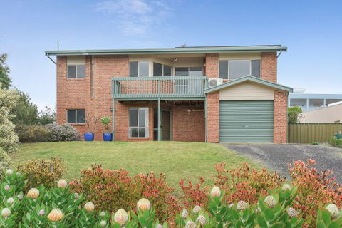 Coastal Cottage - Accommodation Australia 29
