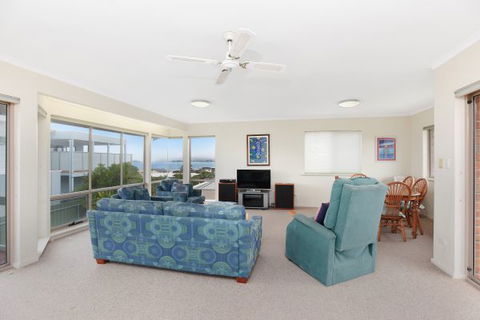 Coastal Cottage - Accommodation Australia 33