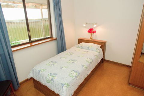 Coastal Cottage - Accommodation Australia 65