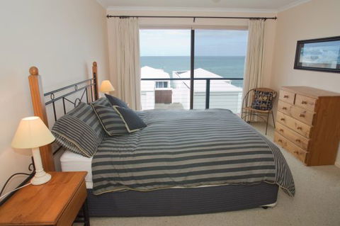 Coastal Cottage - Accommodation Australia 46