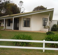 Catalina Cottage - Local Tourism