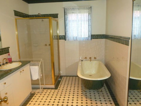 Country Cottages B&B - Bed n Breakfasts 5