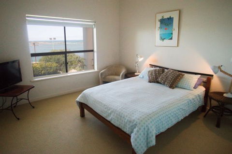 Coastal Cottage - Accommodation Australia 28