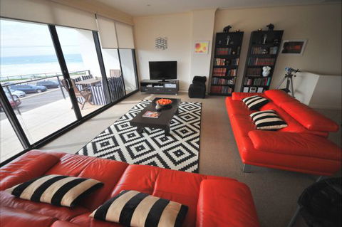 Coastal Cottage - Accommodation Australia 53