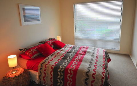 Coastal Cottage - Accommodation Australia 54