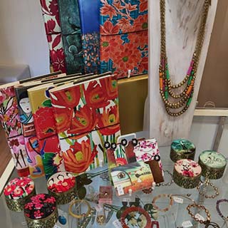 Eastern Dandenong Ranges Visitor Information Centre - Local Tourism 12