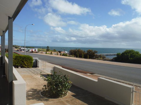 Jetty Views - Accommodation Australia 1