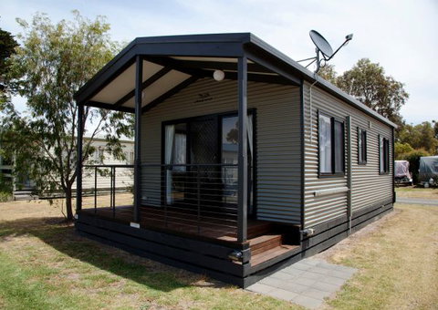 Swan Bay Holiday Park - Local Tourism 2