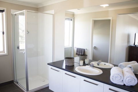 Ballarat Luxury Villas - Accommodation Australia 2
