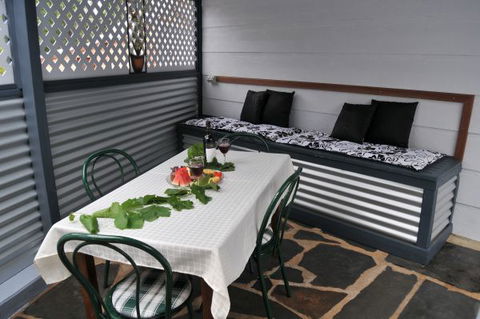 Ellenor Ivy Cottage - Accommodation Australia 4