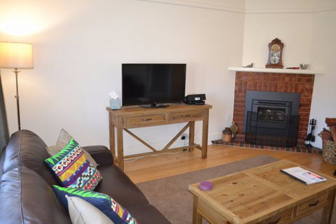 Tin House At Tanunda - Local Tourism 2