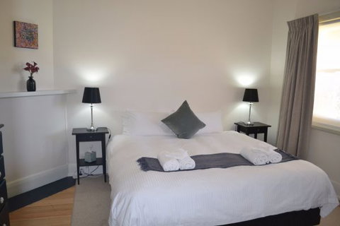 Tin House At Tanunda - Local Tourism 3