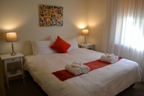 Tin House At Tanunda - Local Tourism 4