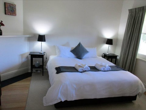 Tin House At Tanunda - Local Tourism 9