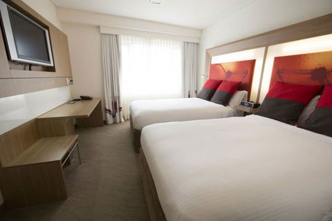 Novotel Sydney Olympic Park - Australia Shopping 1
