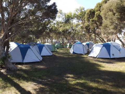 Discovery Lagoon Camping Grounds - Accommodation Australia 0