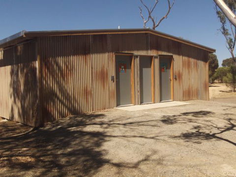 Discovery Lagoon Camping Grounds - Accommodation Australia 1