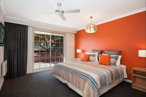 Mount Gambier Accommodation - Accommodation Australia 4