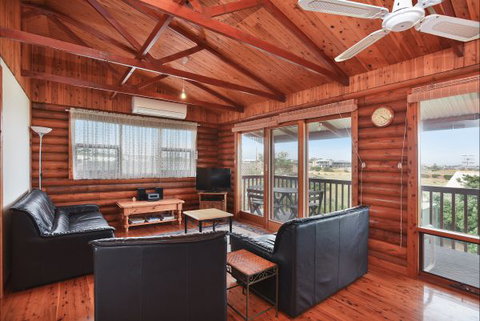 Sam's - Local Tourism 1