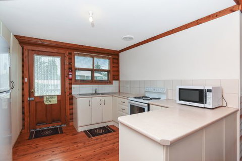 Sam's - Local Tourism 4