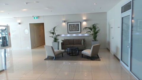 The Grand Apartments - Accommodation Australia 8