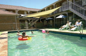 City Colonial Motor Inn - Accommodation Australia 0