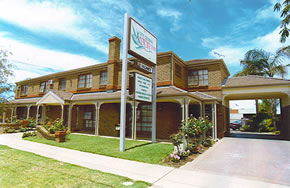 City Colonial Motor Inn - Accommodation Australia 2