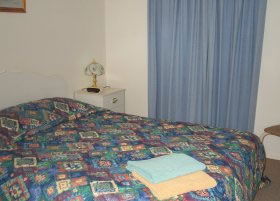 Carn Court Holiday Apartments - Local Tourism 0