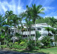 Apartments at the White House Port Douglas - Australia Shopping