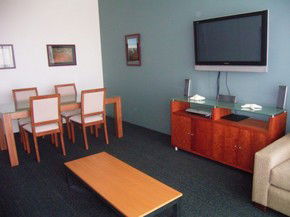 Republic Apartments - Accommodation Australia 3