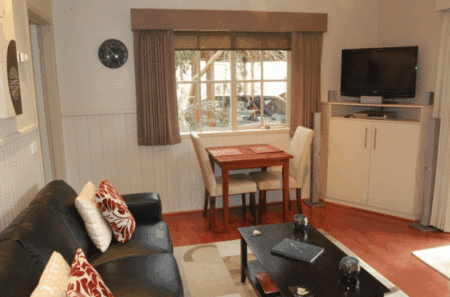 Alpine Country Cottages - Studio 3 - Accommodation Australia 4