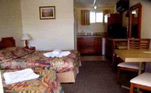 Cooks Endeavour Motor Inn - Australia Shopping 4