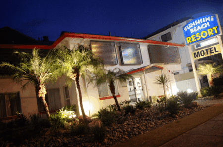 Sunshine Beach Resort - Australia Shopping 1