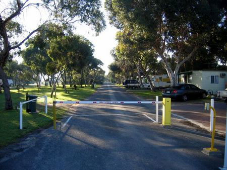 Lake Albert Caravan Park - Local Tourism 2