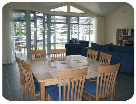 Port Lincoln Foreshore Apartments - Accommodation Australia 1