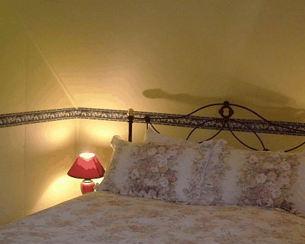 Hamilton Old School House Cottages - Local Tourism