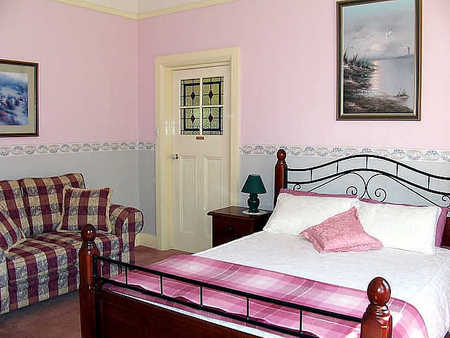 Donalea Bed & Breakfast - Accommodation Australia 3
