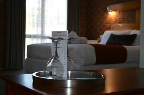 Advance Motel - Australia Shopping 1