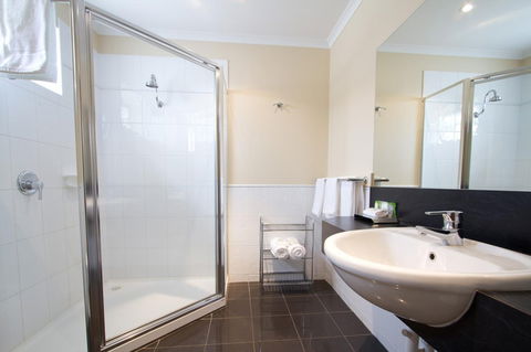 Lake Inn Ballarat - Accommodation Australia 1