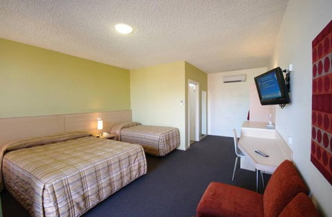 Adelaide Road Motor Lodge - Accommodation Australia 0