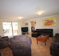 LJ Hooker Goolwa Holiday Rentals - 12 Willmett Road Goolwa Beach