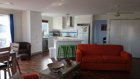 True Blue - Accommodation Australia 2