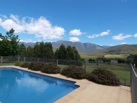 Mad On The Buckland - Accommodation Australia 4