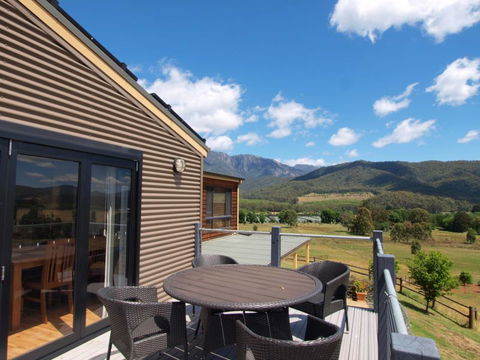 Mad On The Buckland - Accommodation Australia 0