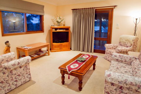 Camden Hillview - Accommodation Australia 4