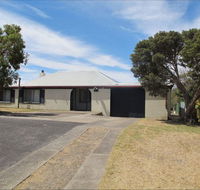 Carthew Street Holiday Home - Accommodation Australia