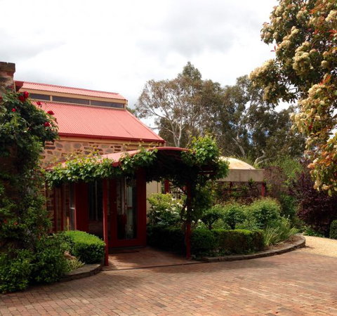 Gasworks Cottages Strathalbyn - Local Tourism 4