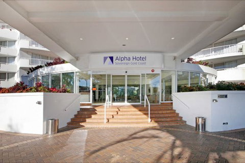 Alpha  Sovereign Hotel - Australia Shopping 3