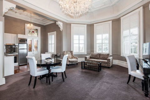 Ballarat Premier Apartments - Accommodation Australia 9